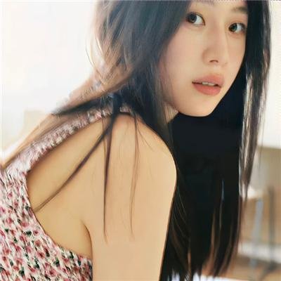 小孩好黑